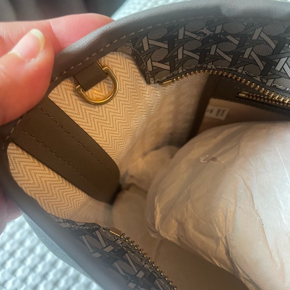 Tory Burch Gray Geometric Print Tote - Picture 8 of 15